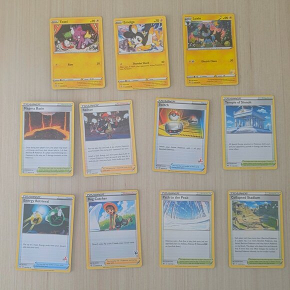 42 Pokemon TCG Trading Cards - Trainer Fire Water Psychic Dark Electric Fighting - Picture 2 of 7